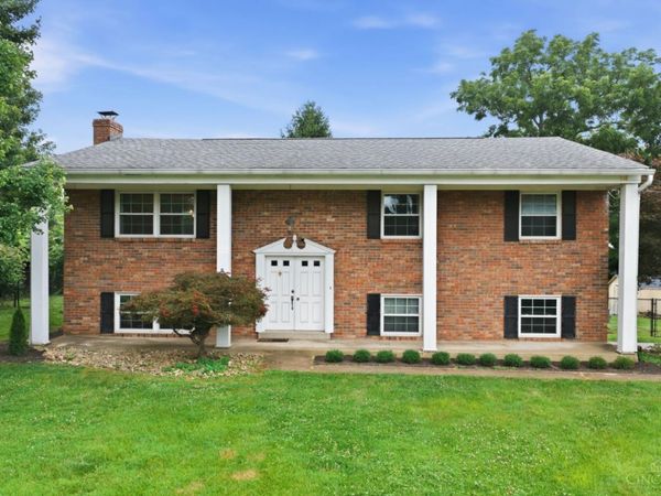 725 Pine Ridge Road, Miami Twp, OH 45150