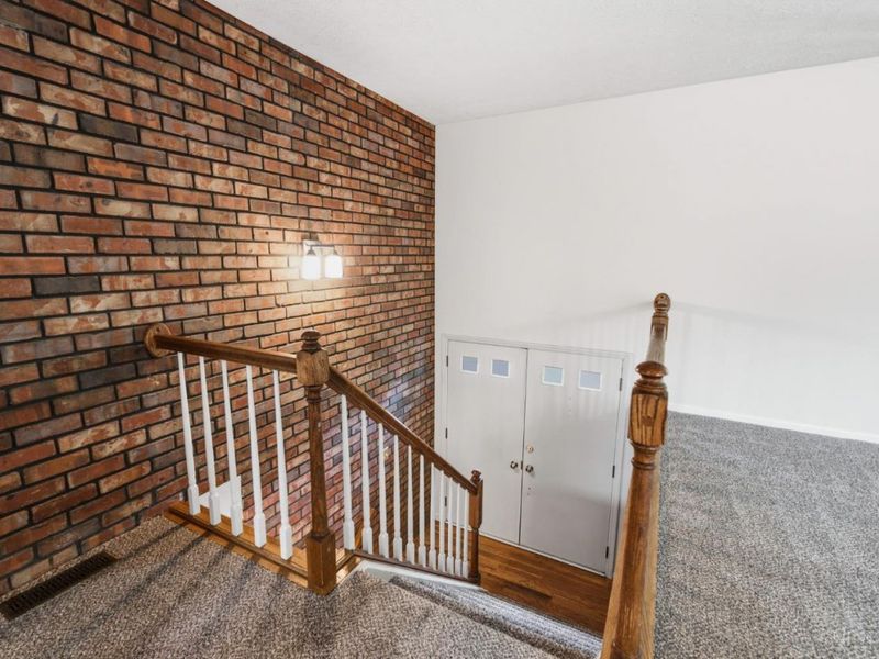 725 Pine Ridge Road, Miami Twp, OH 45150 Photo 3