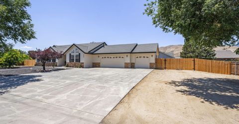 3820 Center Drive, Carson City, NV 89701 Photo