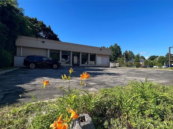 217 E Jericho Turnpike , Unit 231, Huntington Station, NY 11746