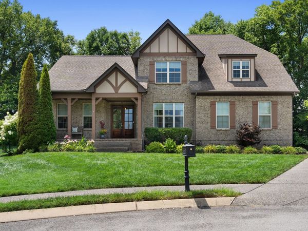 1094 Cantwell Pl, Spring Hill, TN 37174