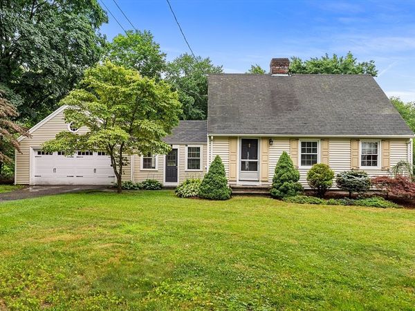 165 Tahattawan Road, Littleton, MA 01460