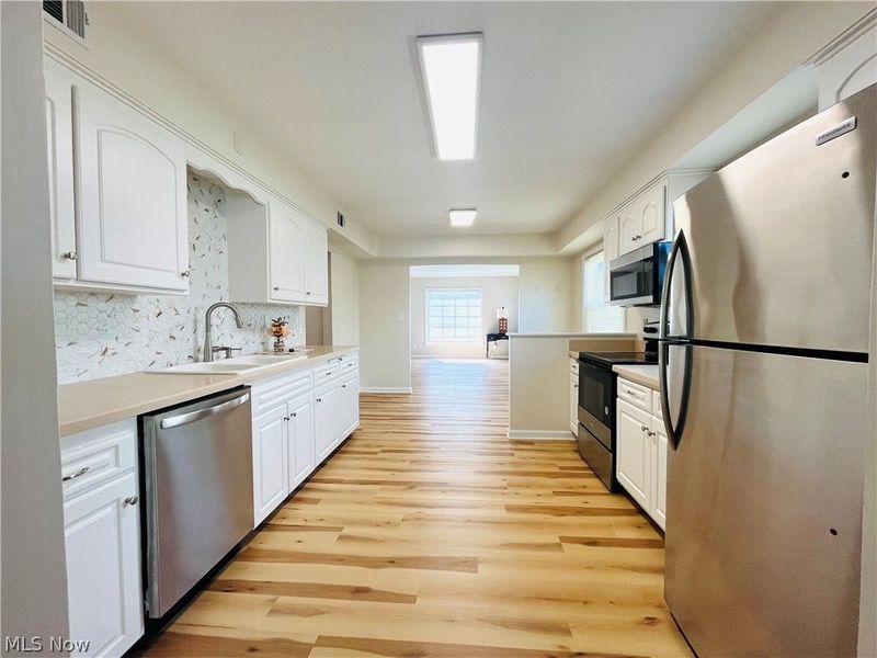 7179 Parma Park Boulevard, Parma, OH 44130 Photo 16