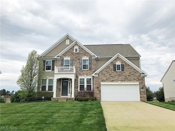 3696 Kenway Boulevard , Uniontown, OH 44685