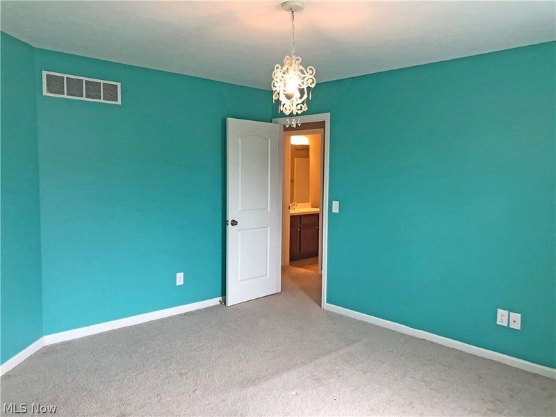3696 Kenway Boulevard, Uniontown, OH 44685 Photo 22