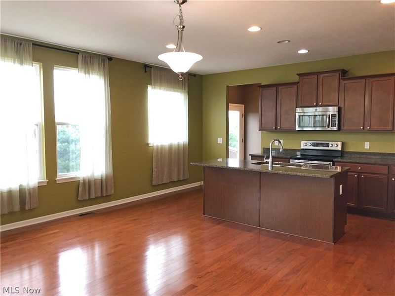 3696 Kenway Boulevard, Uniontown, OH 44685 Photo 4