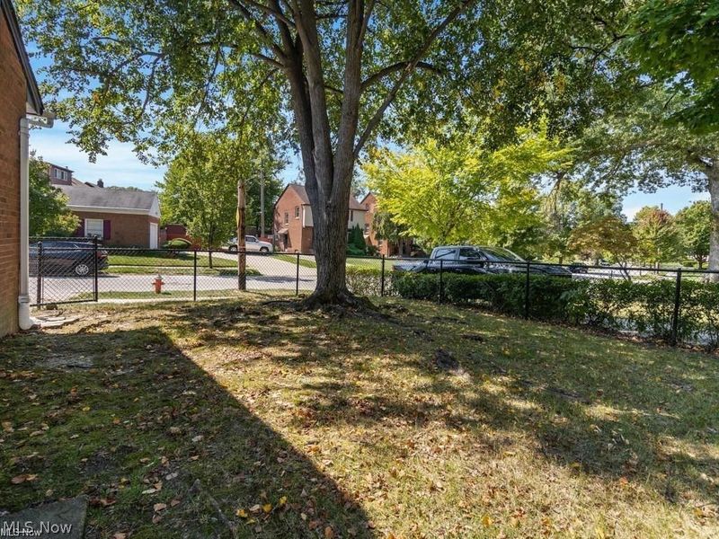 2348 Saybrook Road, University Heights, OH 44118 Photo 7