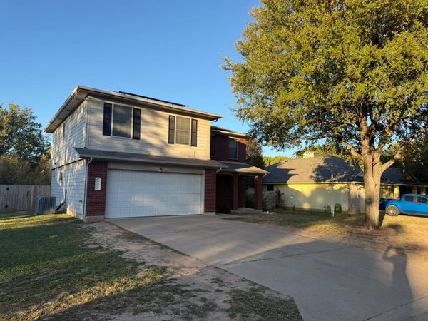 612 Blair Ave, Bastrop, TX 78602