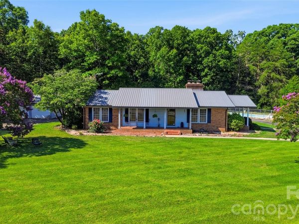 828 Ferry Road , Forest City, NC 28043