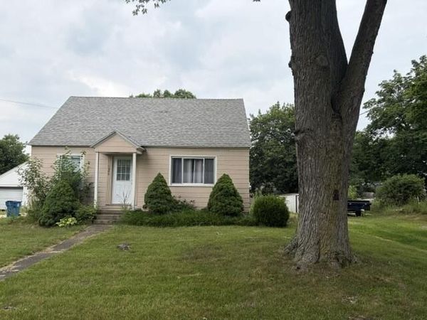 1095 Vos Street, Jenison, MI 49428