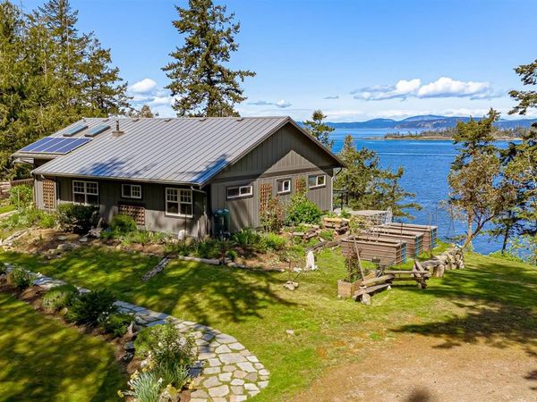 1308 Greenleaf Lane , Sidney Island, BC V0N 2G0