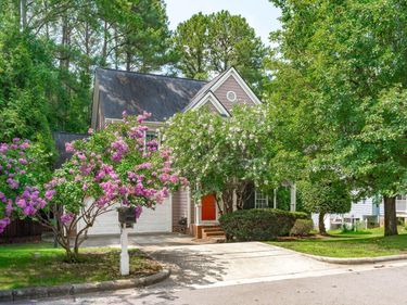 102 Stenness Court, Apex, NC 27502
