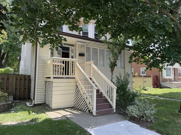 209 S 19th Avenue , Maywood, IL 60153