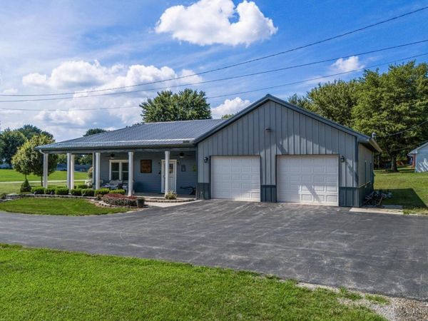 80 Circle Drive, New Vienna, OH 45159