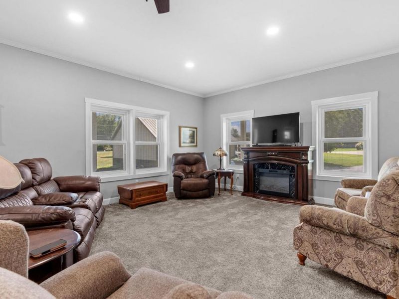 80 Circle Drive, New Vienna, OH 45159 Photo 7