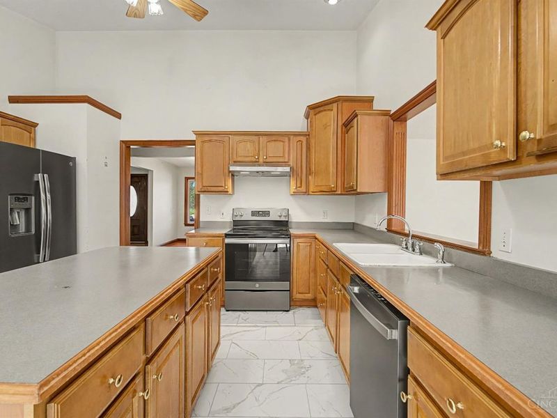 2660 Alexander Court, Troy, OH 45373 Photo 12