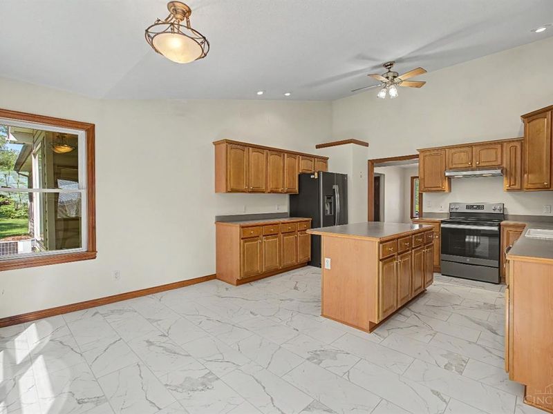 2660 Alexander Court, Troy, OH 45373 Photo 14
