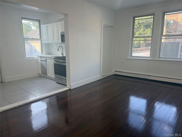 1916 Palmer Avenue , Unit 2R, Larchmont, NY 10538