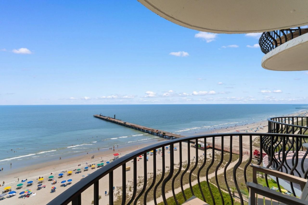 2500 N Ocean Blvd.  Photo 17