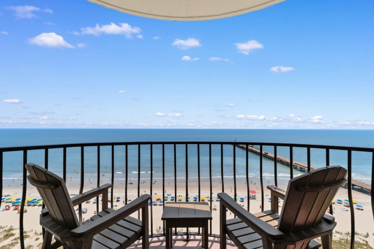 2500 N Ocean Blvd.  Photo 18