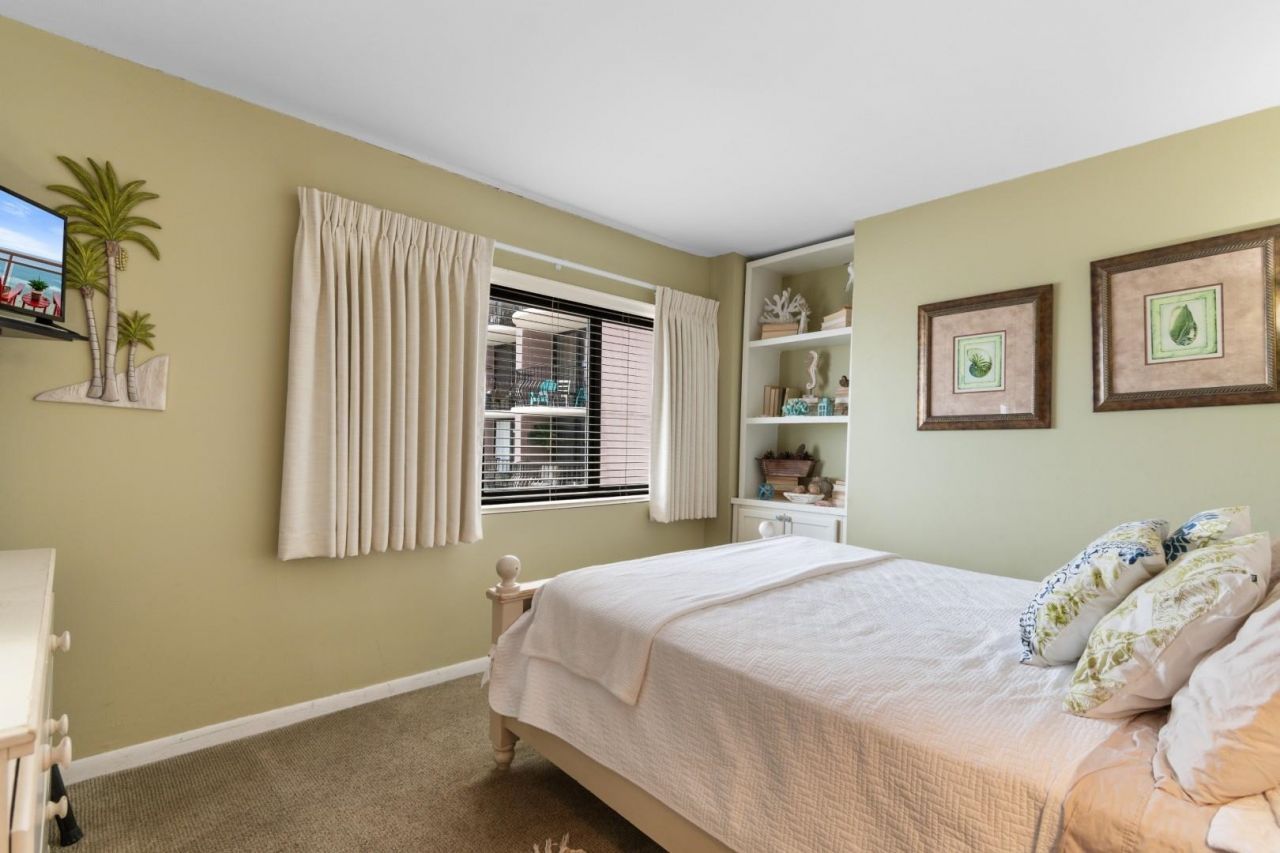 2500 N Ocean Blvd.  Photo 28
