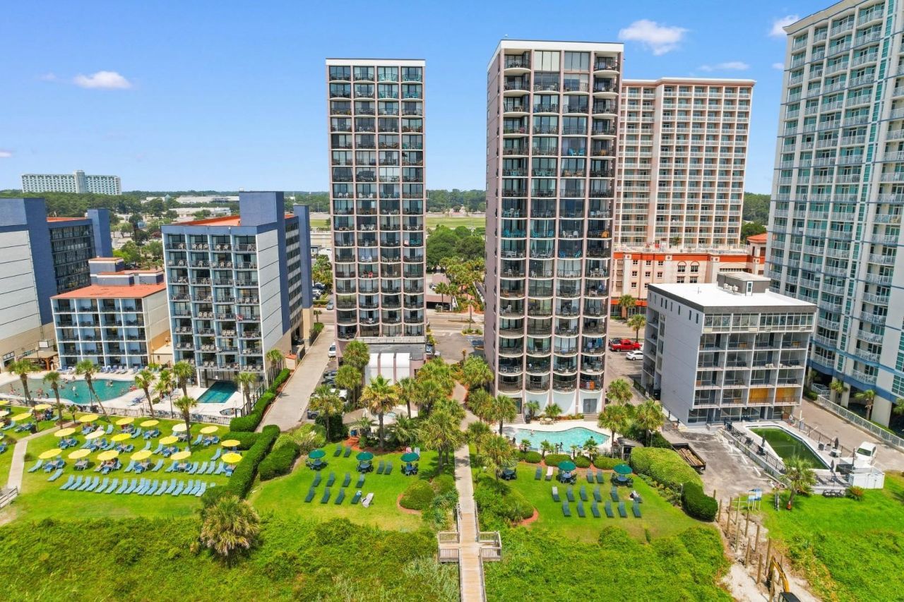 2500 N Ocean Blvd.  Photo 34