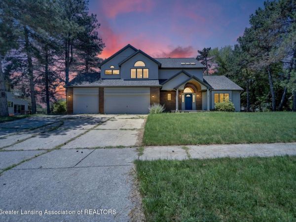 4215 Mariner Lane, Okemos, MI 48864