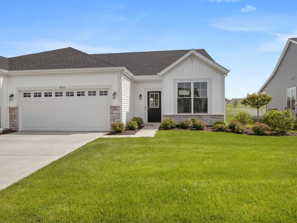 4052 Reflection Place , Valparaiso, IN 46385