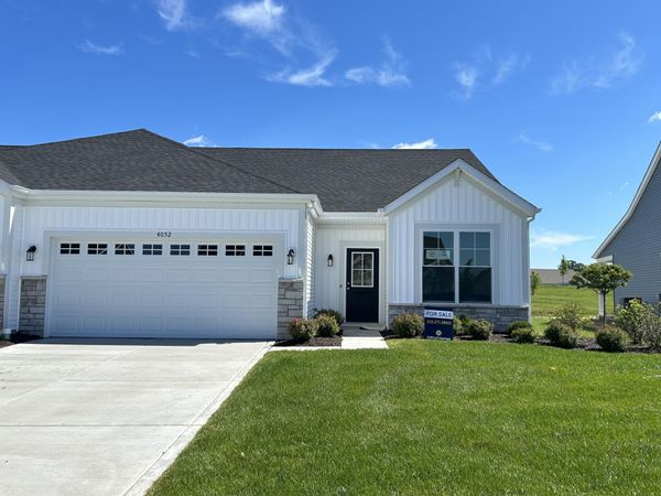 4052 Reflection Place , Valparaiso, IN 46385