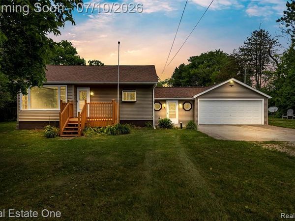 6710 Griswold Road, Kimball Twp, MI 48074