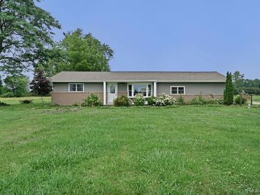 28645 32 Mile Road, Richmond Twp, MI 48062