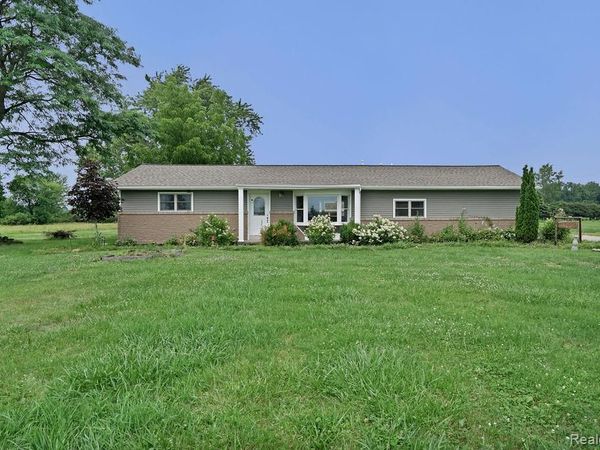 28645 32 Mile Road, Richmond Twp, MI 48062