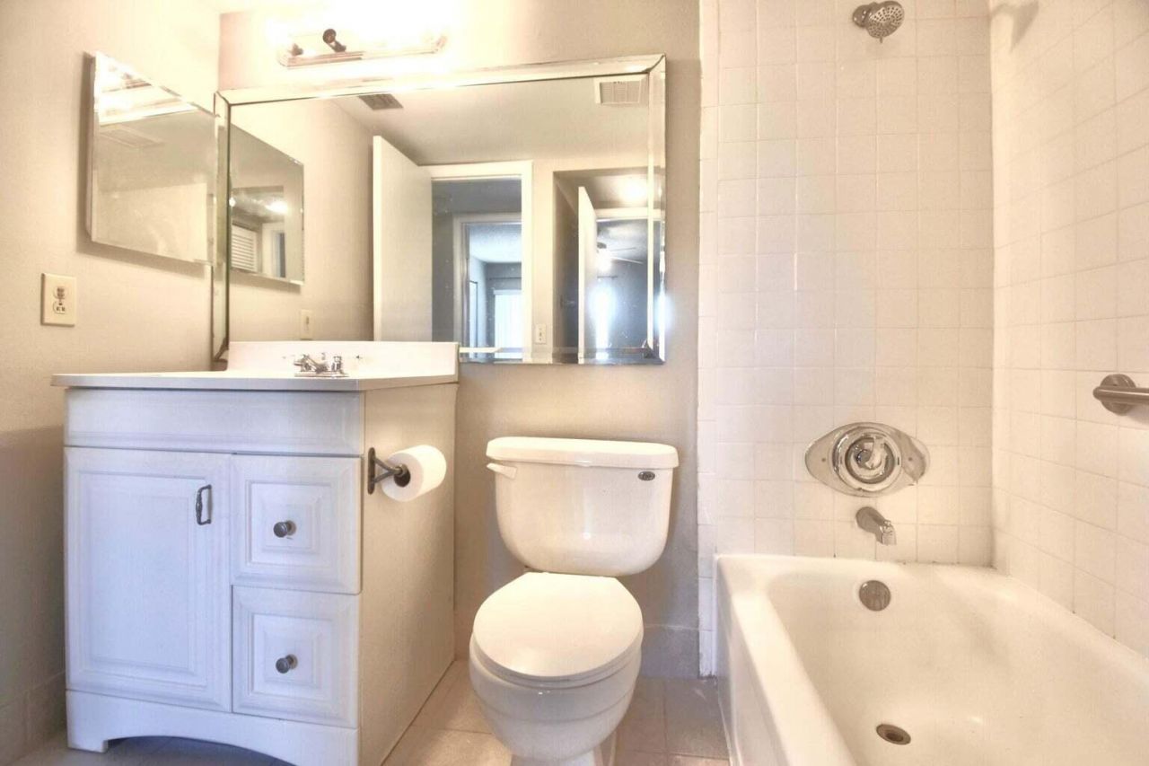 4850 Sable Pine Circle, Unit B2, West Palm Beach, FL 33417 Photo