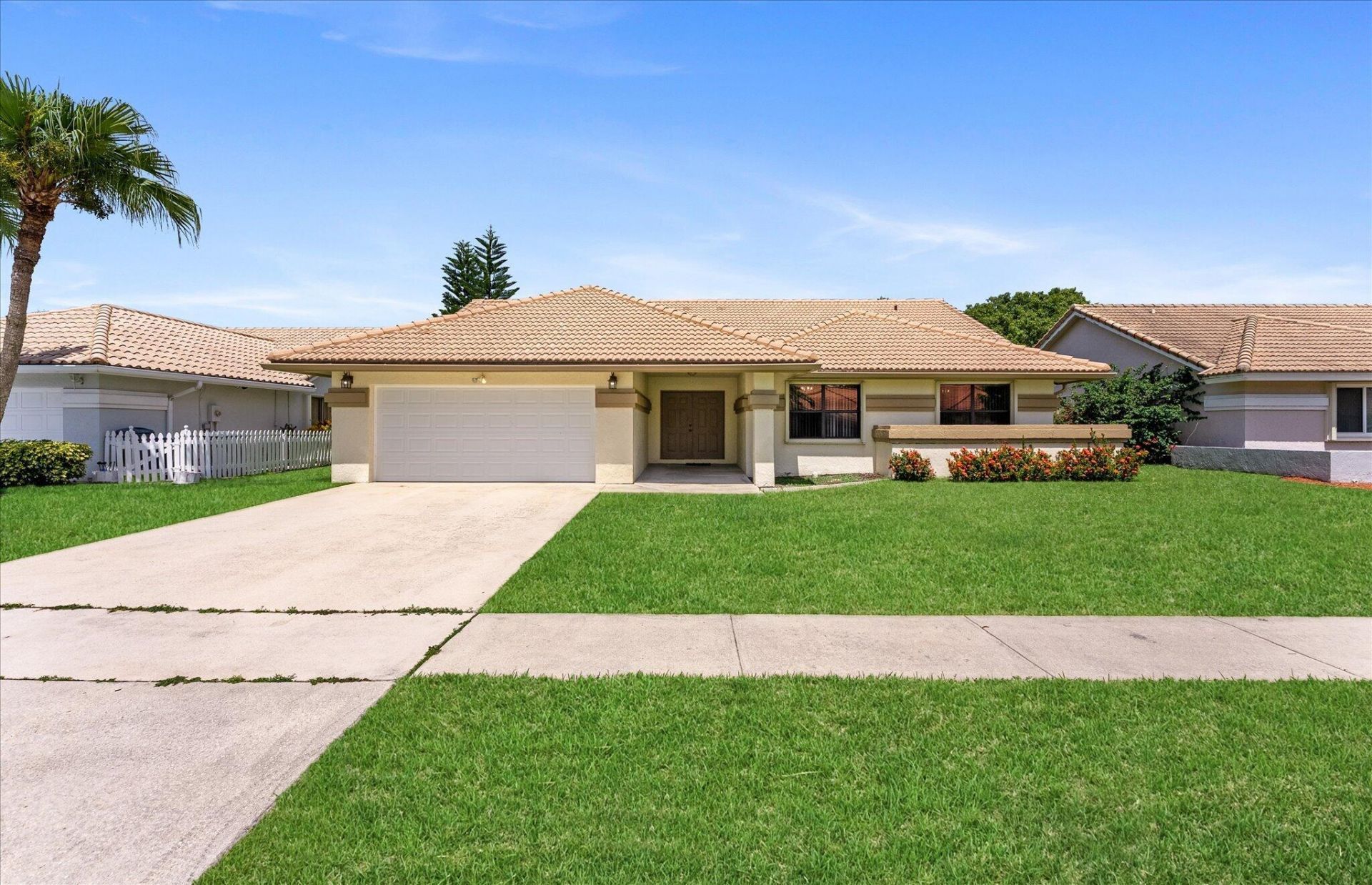 5809 Sun Pointe Circle, Boynton Beach, FL 33437 Photo