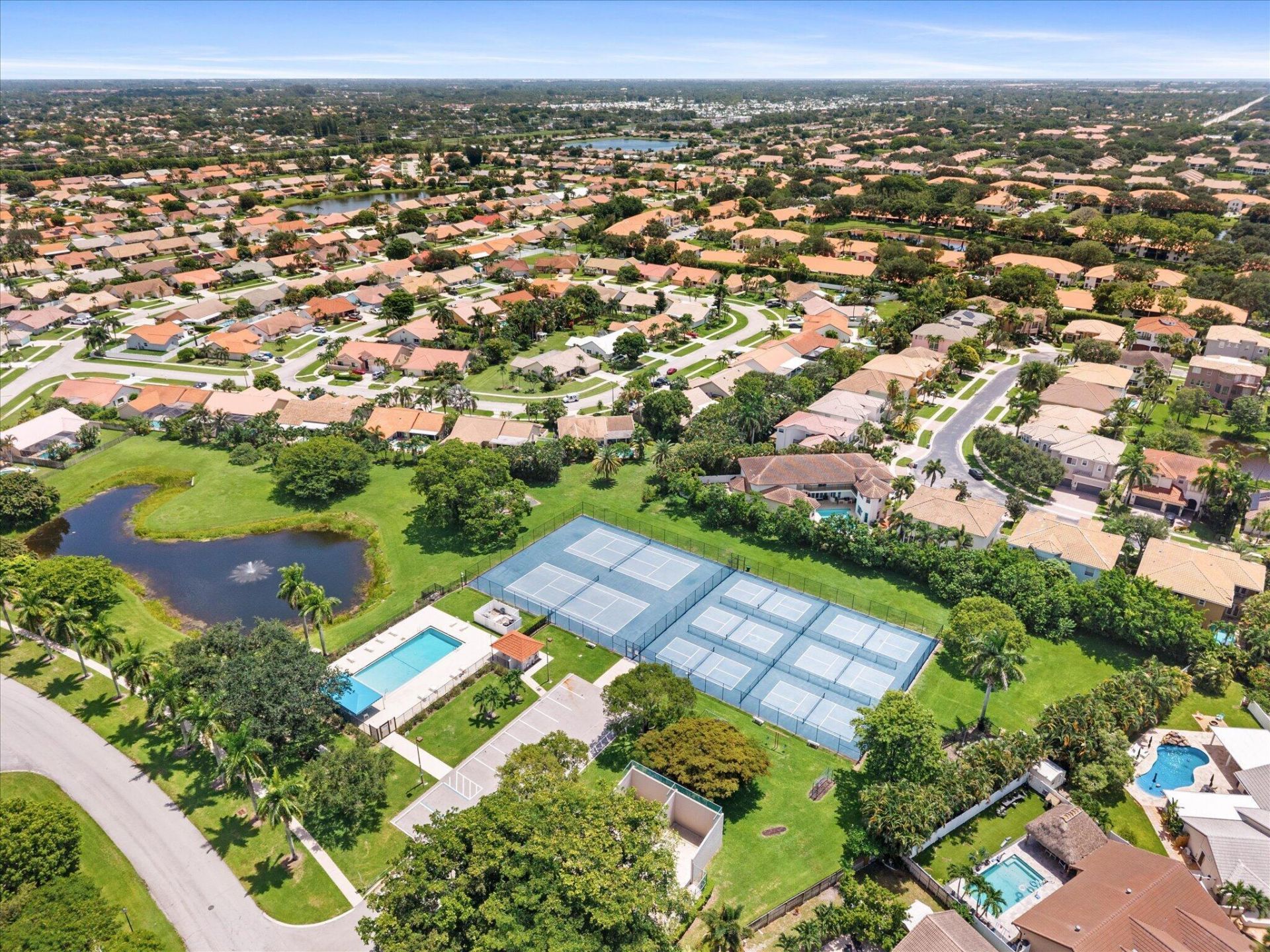 5809 Sun Pointe Circle, Boynton Beach, FL 33437 Photo
