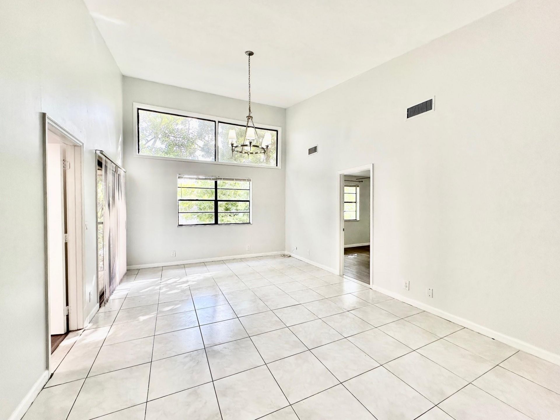 1917 NW 94th Avenue, Unit 204a, Coral Springs, FL 33071 Photo