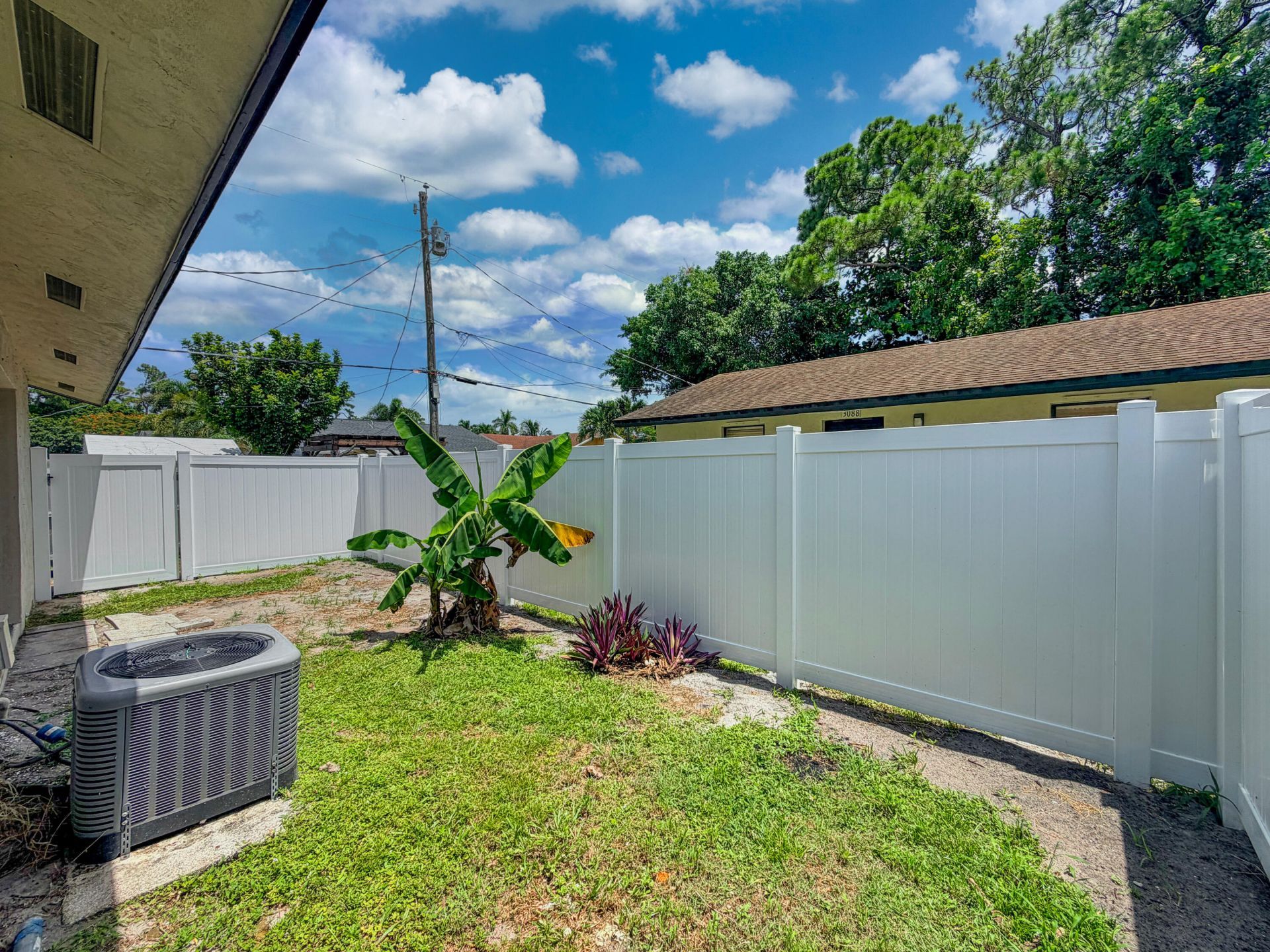 3082 Swain Boulevard, Greenacres, FL 33463 Photo