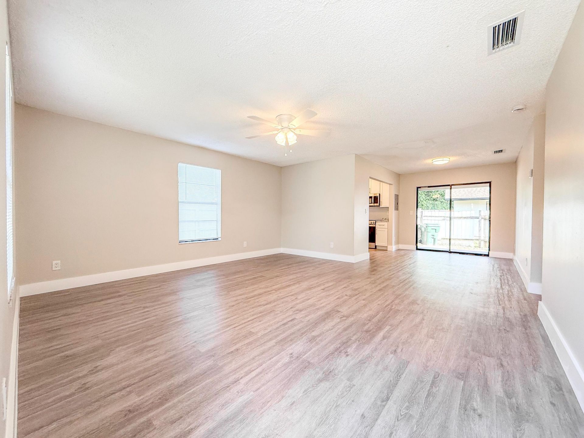 3082 Swain Boulevard, Greenacres, FL 33463 Photo