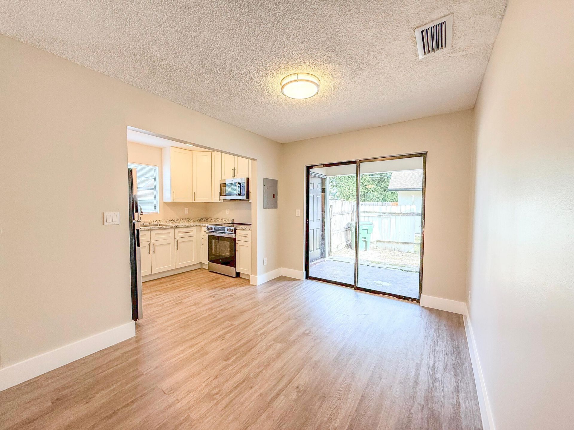3082 Swain Boulevard, Greenacres, FL 33463 Photo