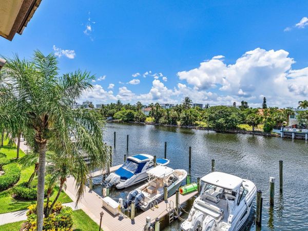 210 Captains Walk, Unit 711, Delray Beach, FL 33483