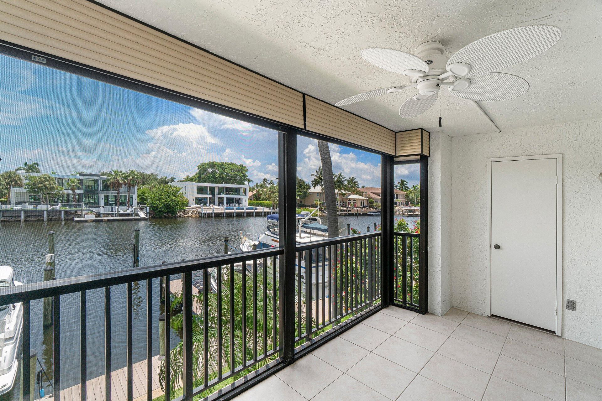 210 Captains Walk, Unit 711, Delray Beach, FL 33483 Photo