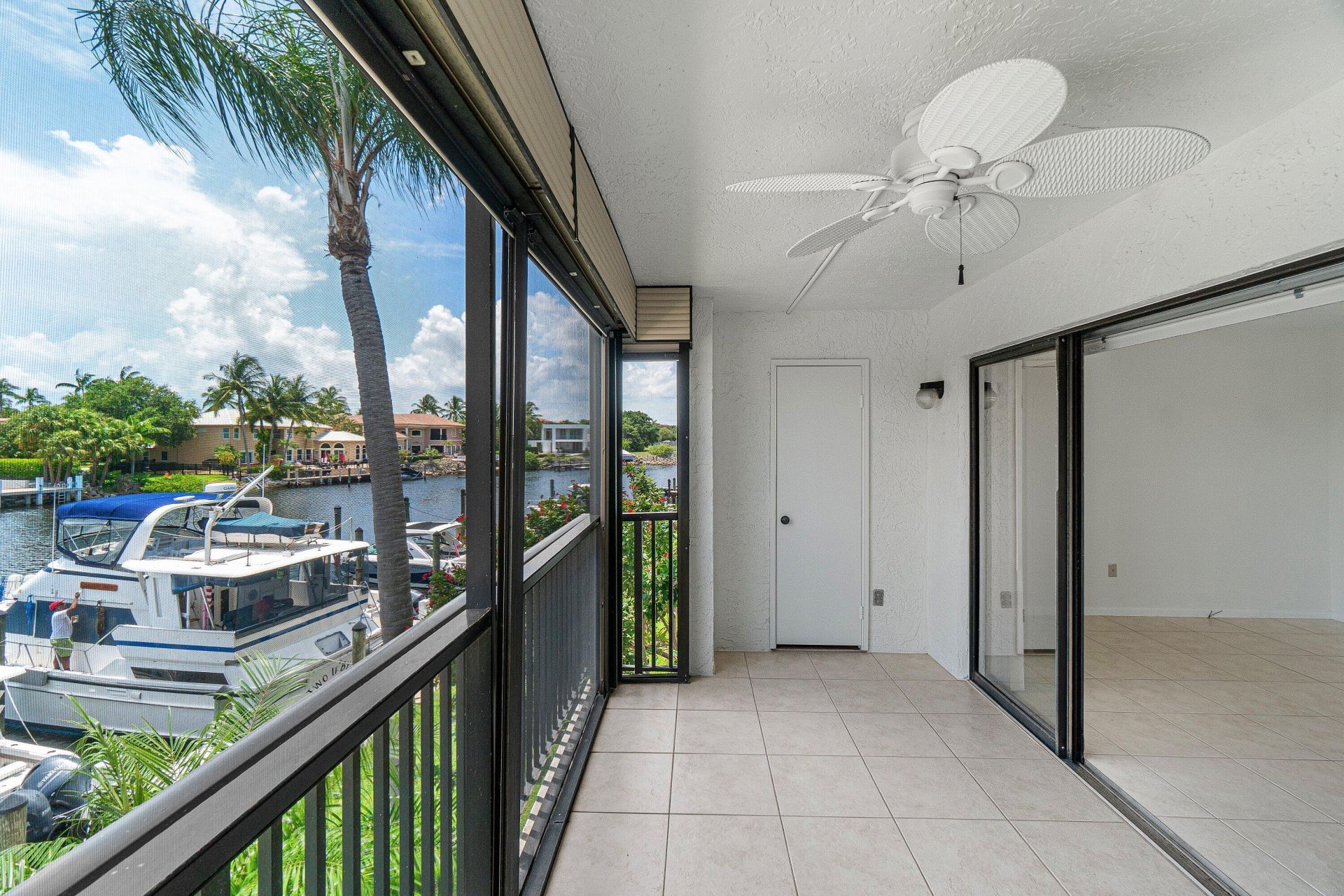 210 Captains Walk, Unit 711, Delray Beach, FL 33483 Photo