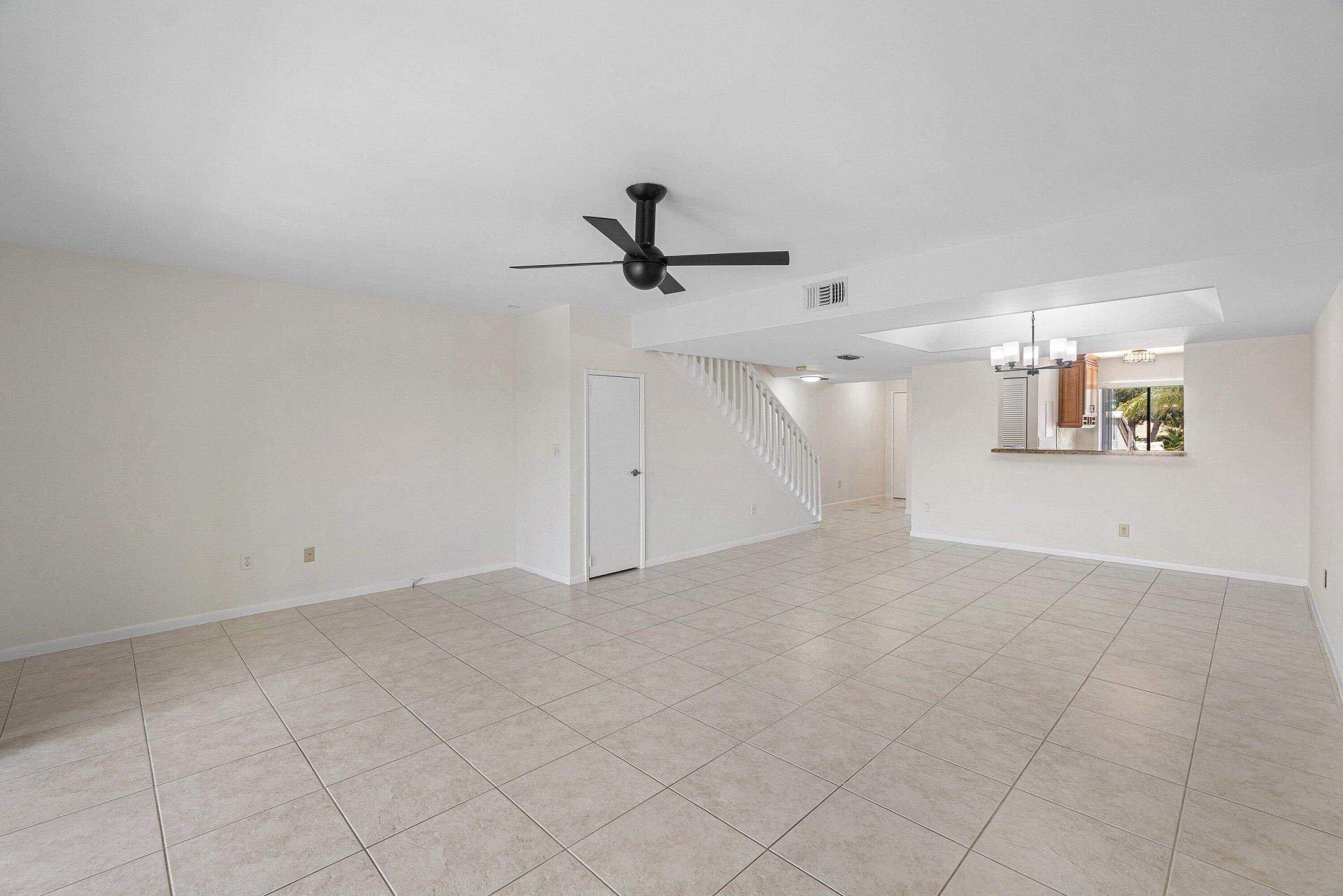 210 Captains Walk, Unit 711, Delray Beach, FL 33483 Photo
