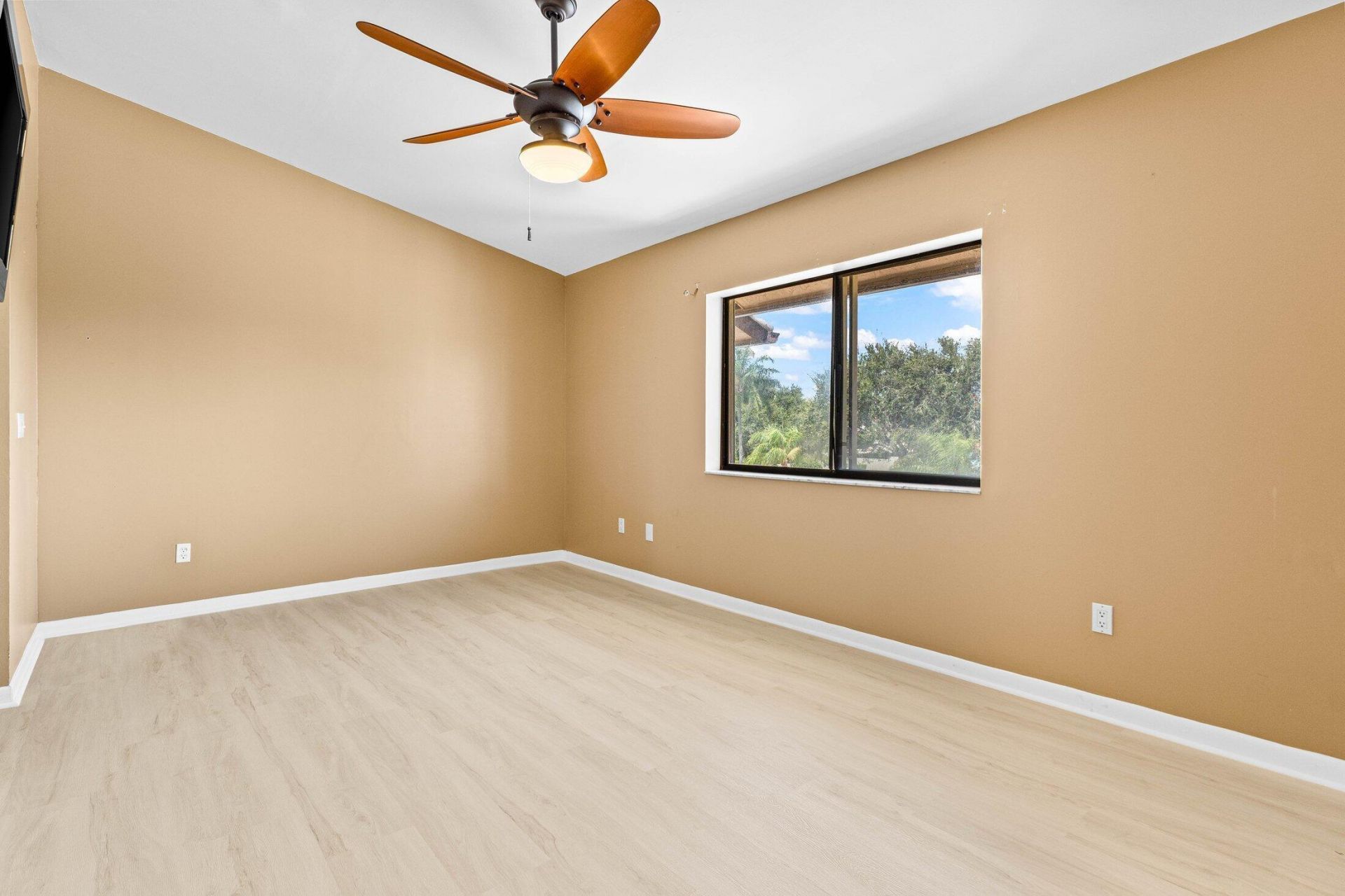 210 Captains Walk, Unit 711, Delray Beach, FL 33483 Photo
