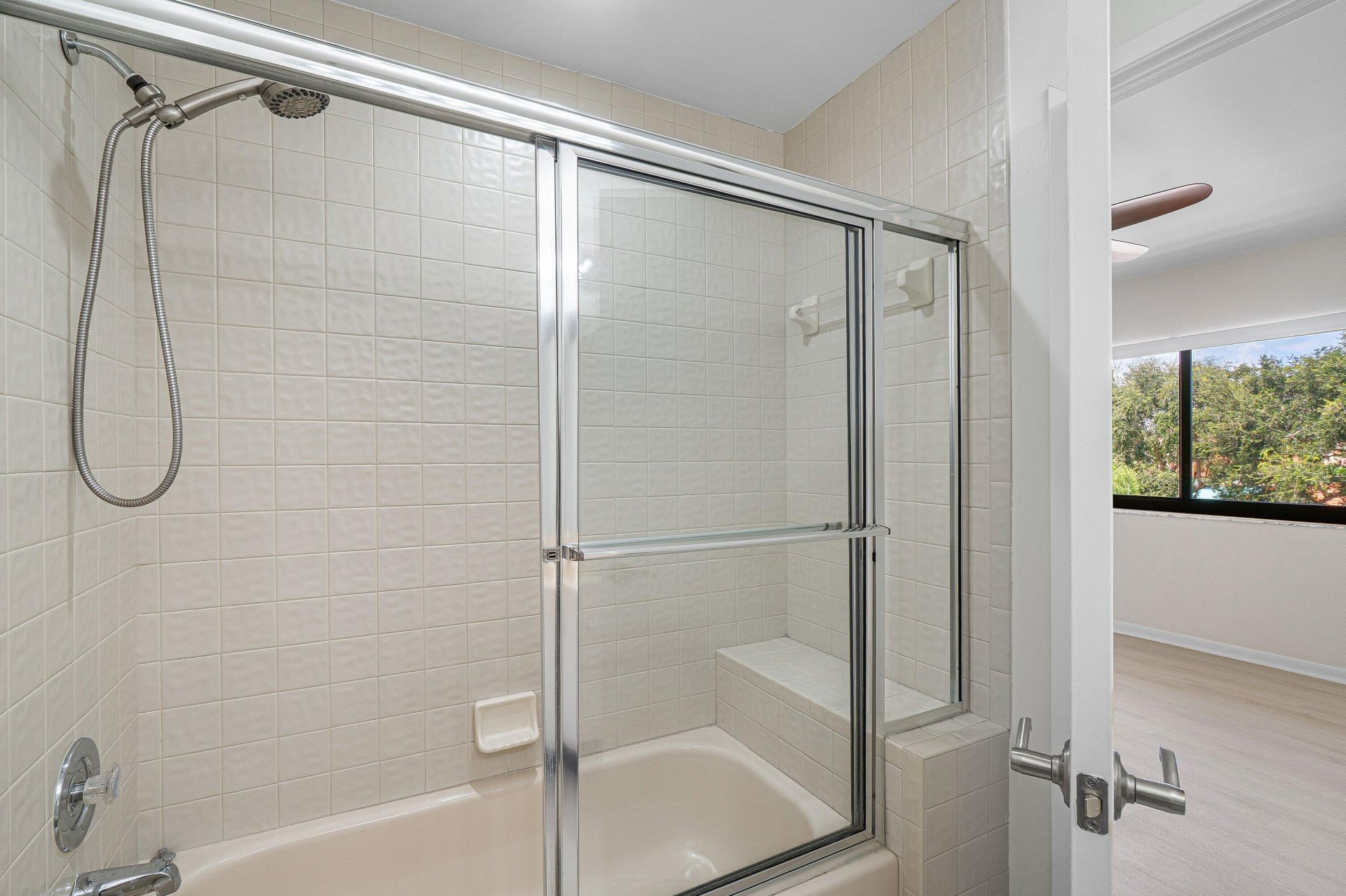 210 Captains Walk, Unit 711, Delray Beach, FL 33483 Photo