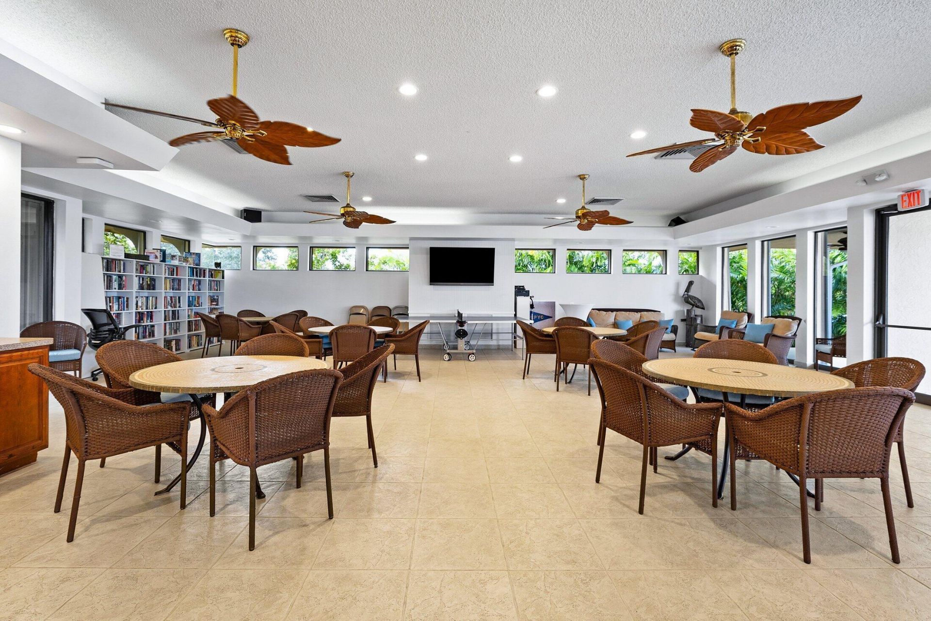 210 Captains Walk, Unit 711, Delray Beach, FL 33483 Photo