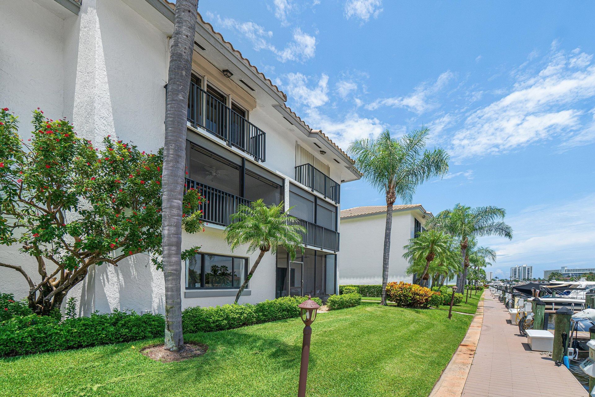 210 Captains Walk, Unit 711, Delray Beach, FL 33483 Photo