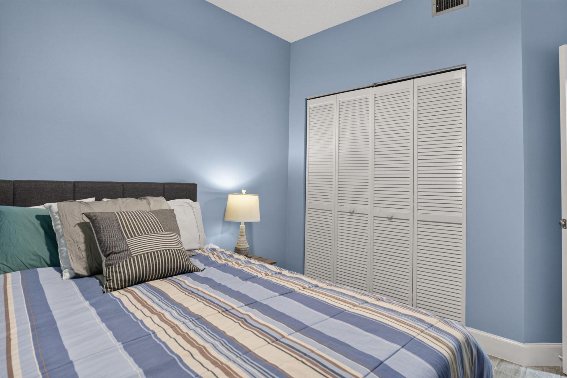200 Waterway Road, Unit 104, Tequesta, FL 33469 Photo