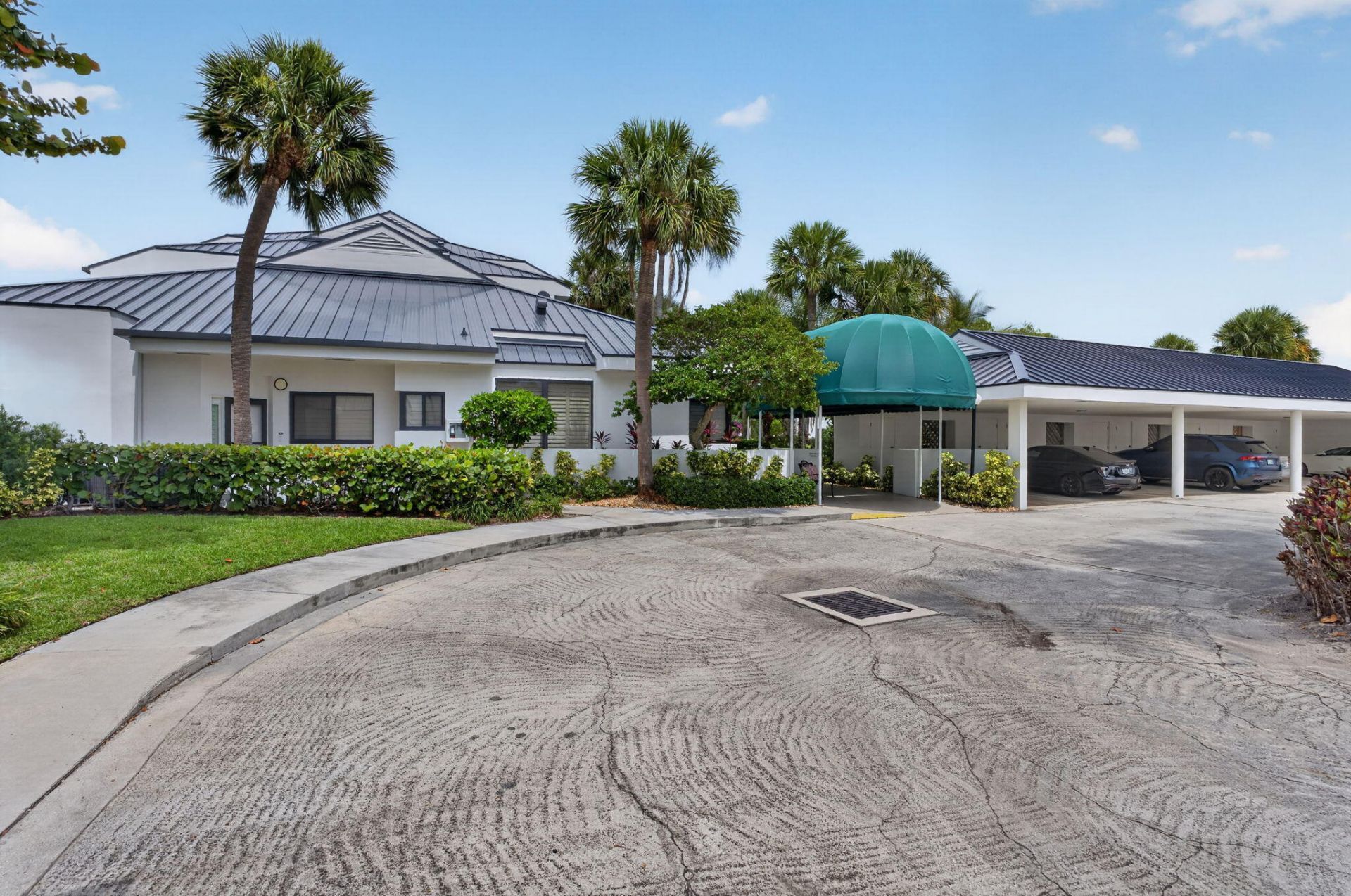 200 Waterway Road, Unit 104, Tequesta, FL 33469 Photo