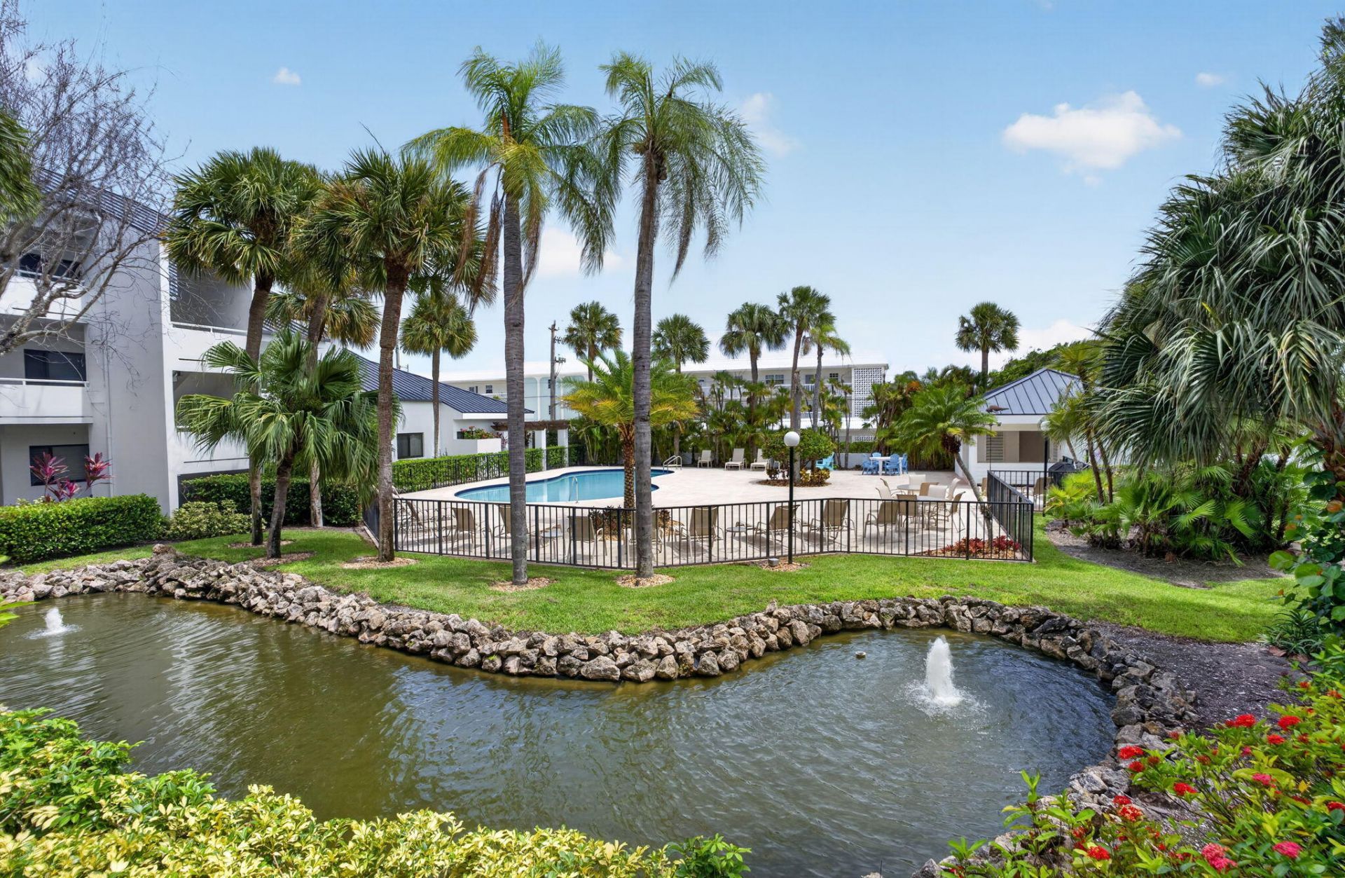 200 Waterway Road, Unit 104, Tequesta, FL 33469 Photo
